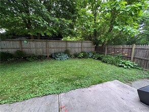 4 Cottage St in Auburn, NY - Building Photo - Building Photo