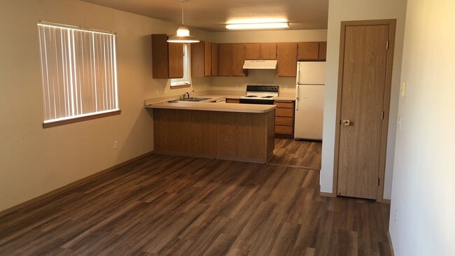 305 NW Parr Dr in Pullman, WA - Building Photo - Building Photo