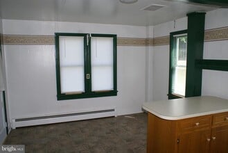 9518 Circle Dr in Chambersburg, PA - Building Photo - Building Photo