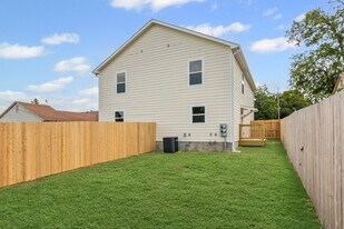 104 S 22nd St in Temple, TX - Building Photo