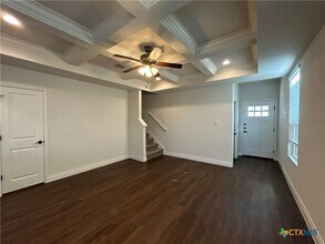 320 Untermaier St in Canyon Lake, TX - Building Photo - Building Photo