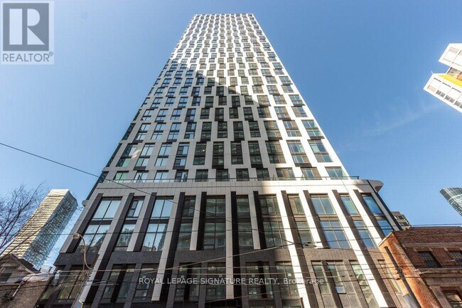 252 Church St in Toronto, ON - Building Photo - Building Photo