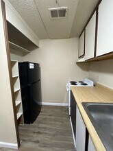 2000 Indianapolis Rd, Unit 103 in Crawfordsville, IN - Building Photo - Building Photo