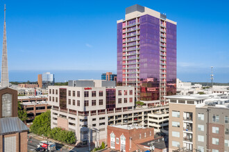 The Arlington Condos in Charlotte, NC - Foto de edificio - Building Photo