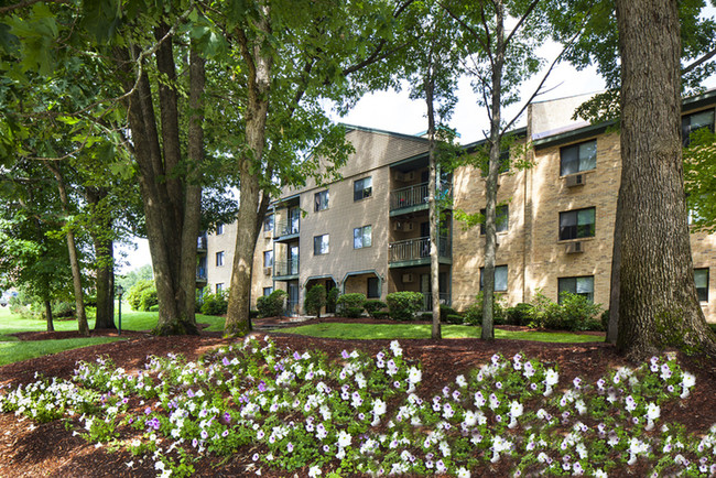 Heritage at Merrimack in Manchester, NH - Building Photo - Building Photo