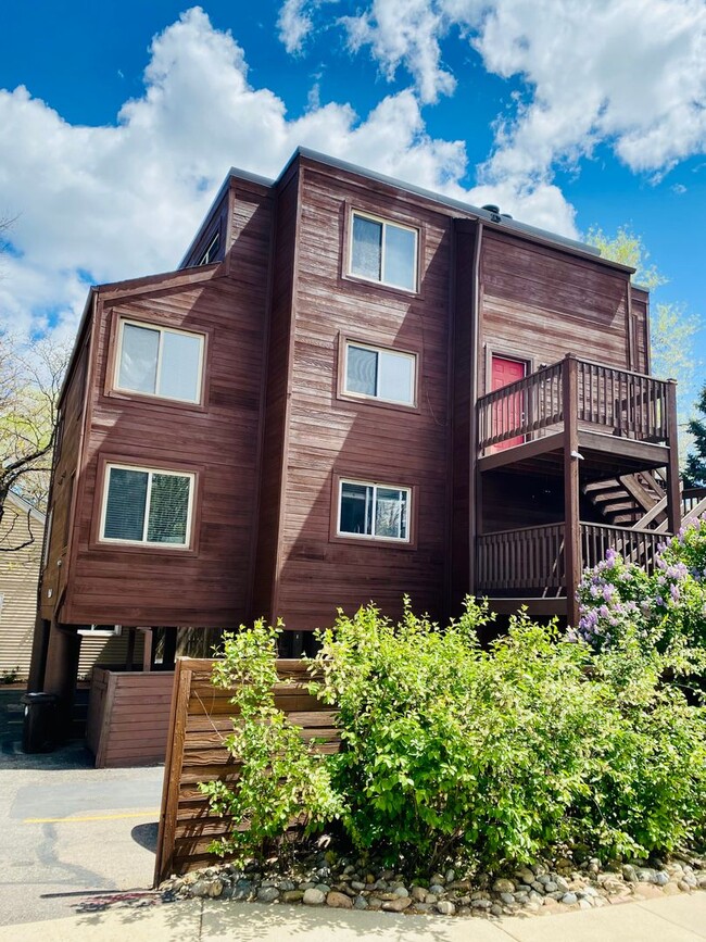 property at 4560 Arapahoe Ave