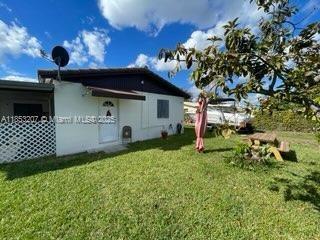 17001 SW 121st Ave in Miami, FL - Building Photo