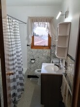 1514 4th Ave SW in Jamestown, ND - Foto de edificio - Building Photo