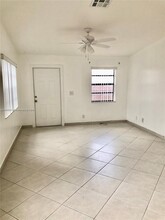 1692 Harding St in Hollywood, FL - Building Photo - Building Photo