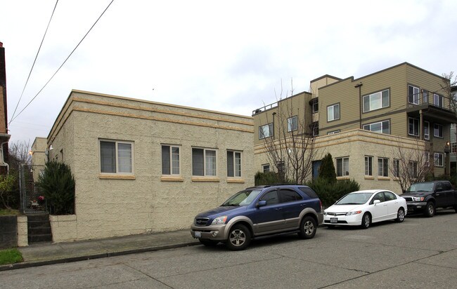 436 NE 73rd St in Seattle, WA - Foto de edificio - Building Photo