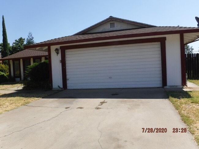 property at 941 Sunwest Dr