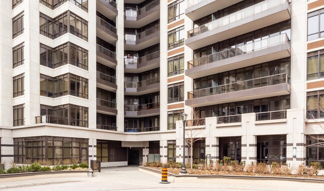 Fontana Elegant Condominiums in Markham, ON - Building Photo - Building Photo