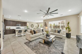 1437 Cummings Way in Folsom, CA - Building Photo - Building Photo