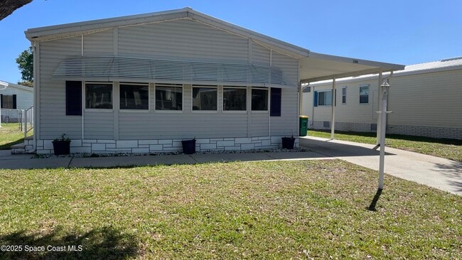 property at 1204 Calusa Dr
