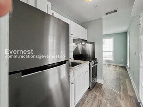 810 Madison St in Jackson, MS - Building Photo - Building Photo