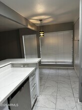 1701 W Tuckey Ln in Phoenix, AZ - Building Photo - Building Photo