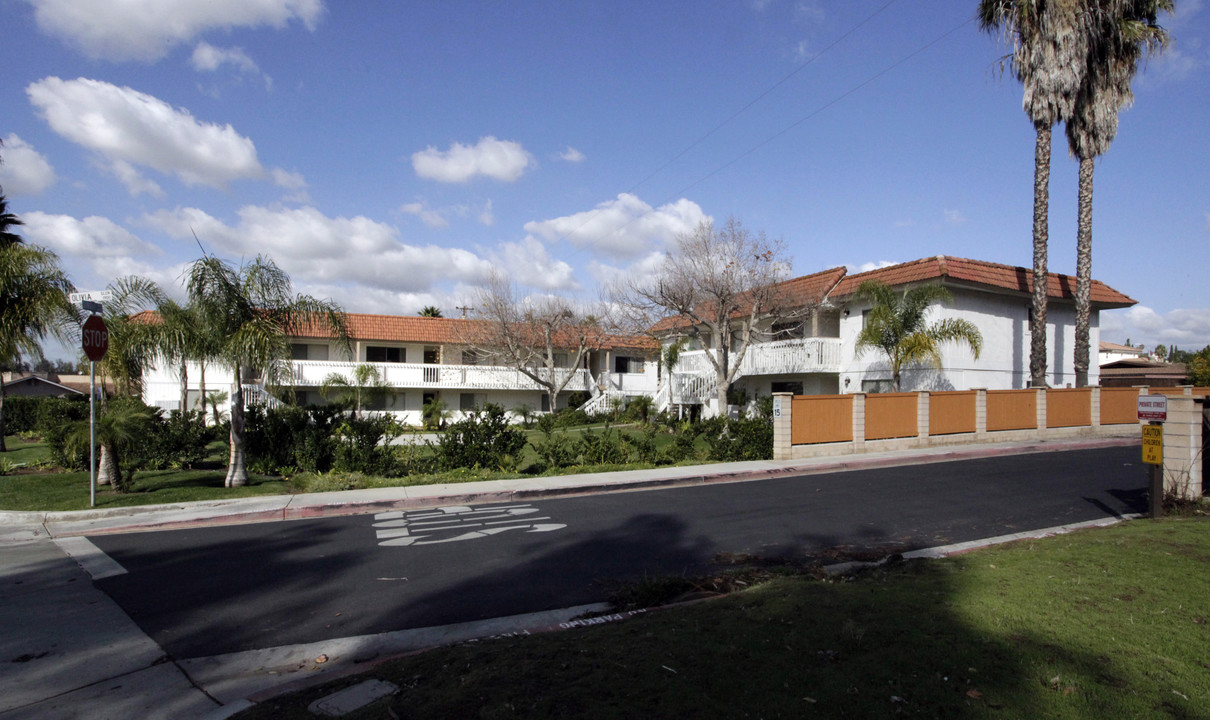 Sunset Drive Apartments in Escondido, CA - Building Photo