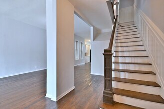 235 N Sacramento Blvd in Chicago, IL - Building Photo - Building Photo