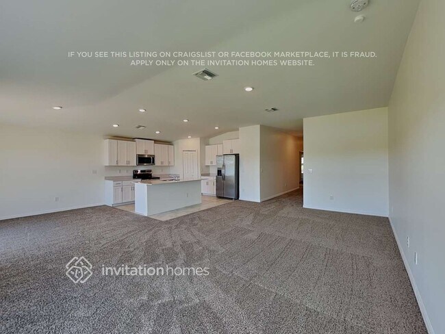 4204 Palatina Way in North Fort Myers, FL - Building Photo - Building Photo