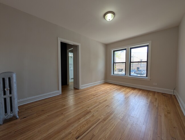 2700 N Spaulding Ave in Chicago, IL - Building Photo - Building Photo