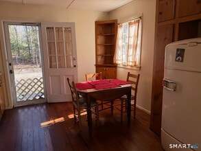 45 Lakeside Dr in North Stonington, CT - Building Photo - Building Photo