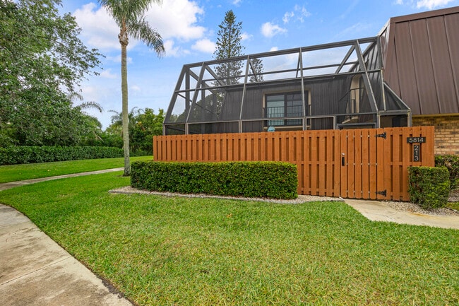 property at 5814 SE Windsong Ln