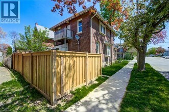 200 Park Ave in Brantford, ON - Building Photo - Building Photo