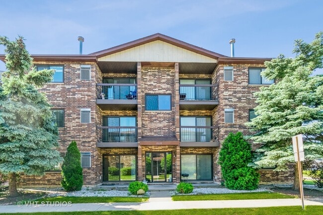 property at 9119 Lincoln Ct