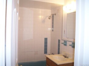 21 Pavilion Rd in Suffern, NY - Foto de edificio - Building Photo