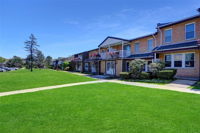 property at 95 Artist Lake Dr