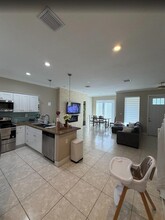 12762 SW 248th St in Princeton, FL - Building Photo - Building Photo