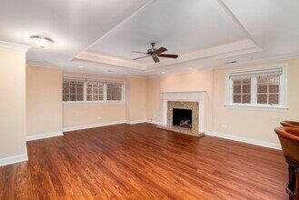 107 S Grant St in Hinsdale, IL - Building Photo - Building Photo
