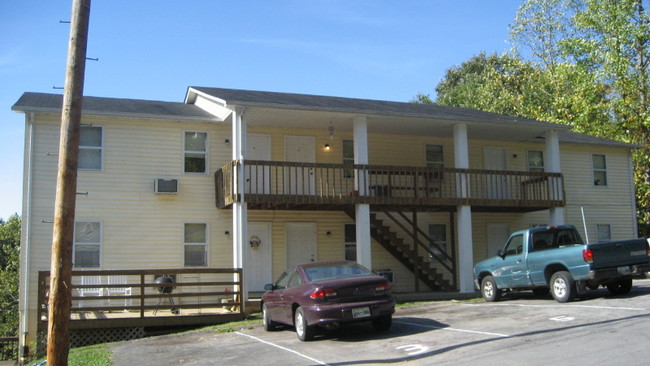 657 Jena Beth Drive Elizabethton TN in Elizabethton, TN - Building Photo - Building Photo