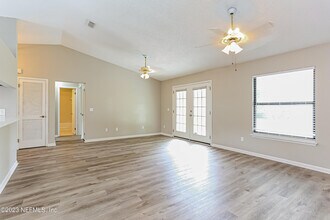 140 Devoe St in Jacksonville, FL - Building Photo - Building Photo
