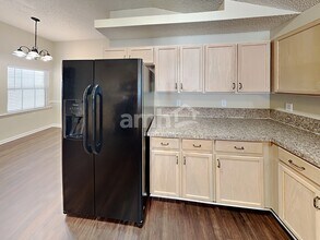 6118 Alpenrose Ave in Jacksonville, FL - Building Photo - Building Photo