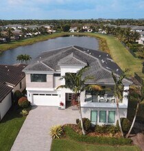 17299 Pagoda Palms Dr in Boca Raton, FL - Building Photo - Building Photo