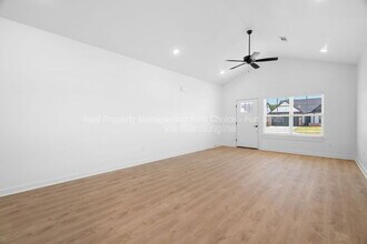 8705 Cantera Dr in Fort Smith, AR - Foto de edificio - Building Photo