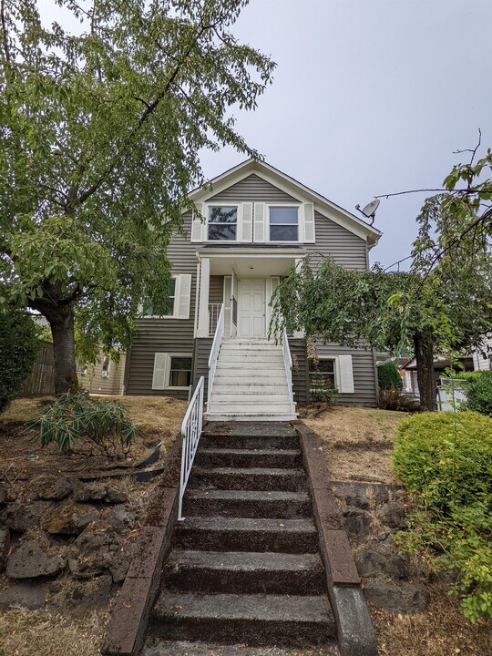 1631 21st Ave in Seattle, WA - Building Photo