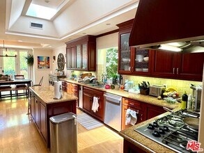 328 15th St in Santa Monica, CA - Building Photo - Building Photo
