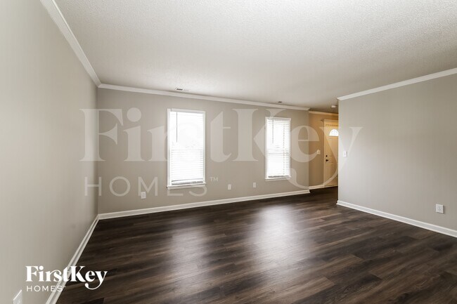 4202 Hounds Run Dr in Matthews, NC - Foto de edificio - Building Photo