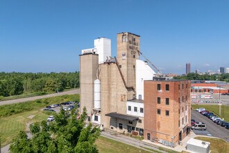 Silos at Elk Street in Buffalo, NY - Building Photo - Building Photo