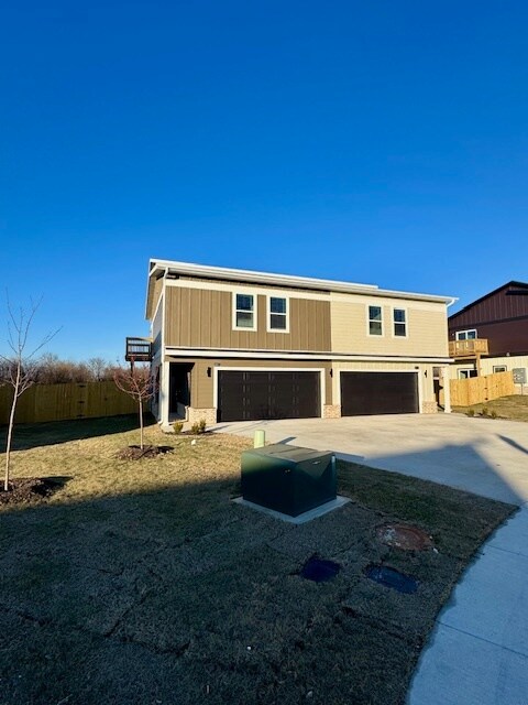 property at 1905-2 SW Poigai Ct