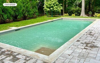 9 Country Club Dr in Shelter Island, NY - Building Photo - Building Photo