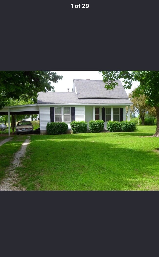 property at 1381 W Gooch Rd