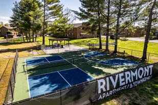 Rivermont Apartments in Murfreesboro, TN - Building Photo