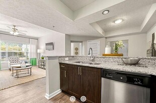 7150 Peachtree Dunwoody Rd, Unit 0838 in Atlanta, GA - Building Photo
