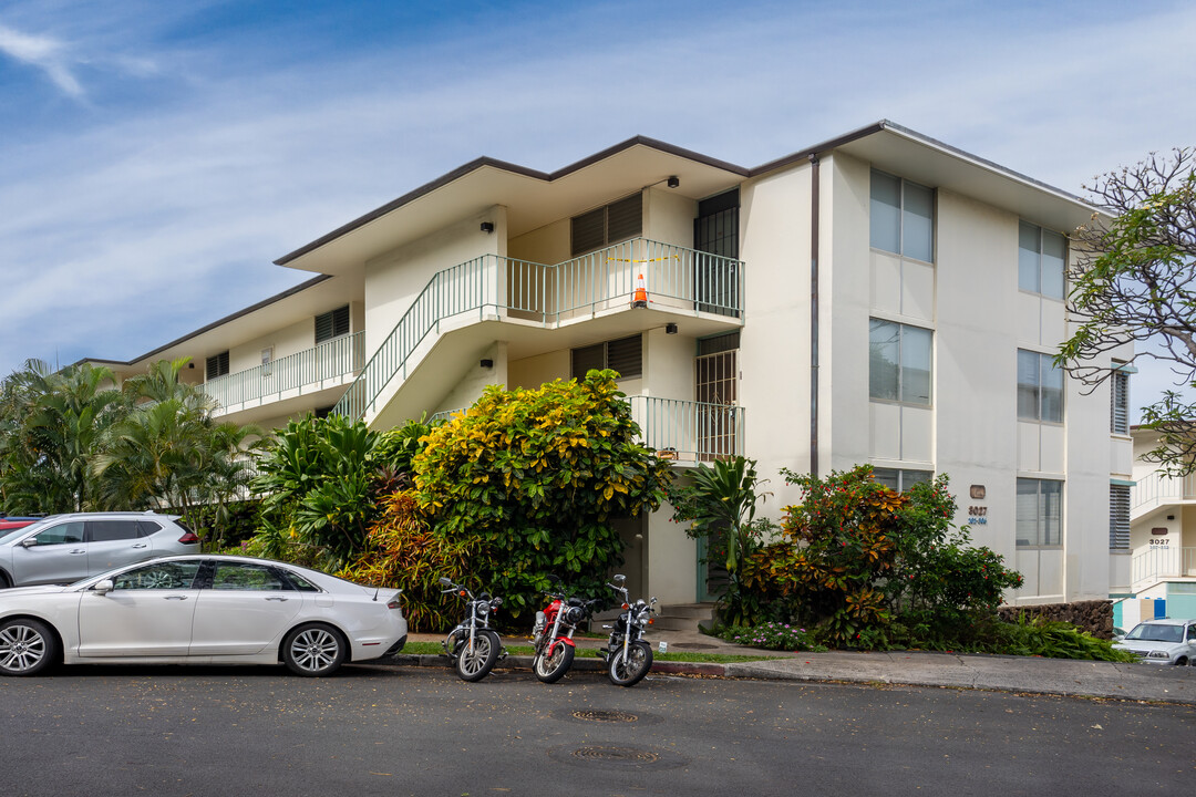 Diamond Head Alii in Honolulu, HI - Building Photo