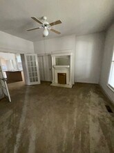 720 SE Riverside Dr, Unit A in Evansville, IN - Foto de edificio - Building Photo