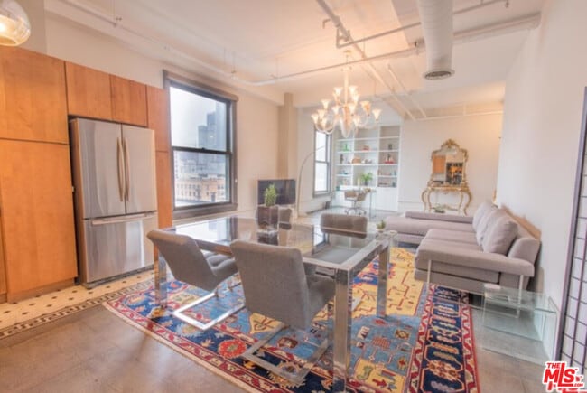 property at 108 W 2nd St