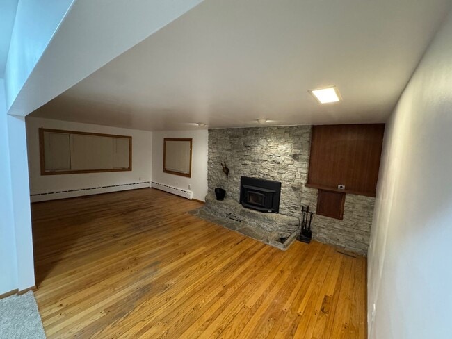 108 1st Ave SW in Medford, MN - Building Photo - Building Photo